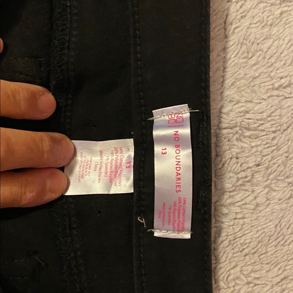 Black jeans - Picture 2 of 4